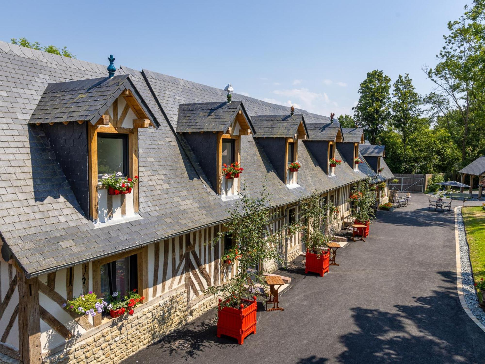 Le Domaine D'Angerville - Chambres D'Hotes Bagian luar foto